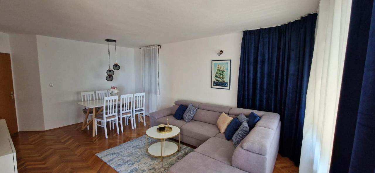 Ocean Apartman เยเซนิเซ ภายนอก รูปภาพ