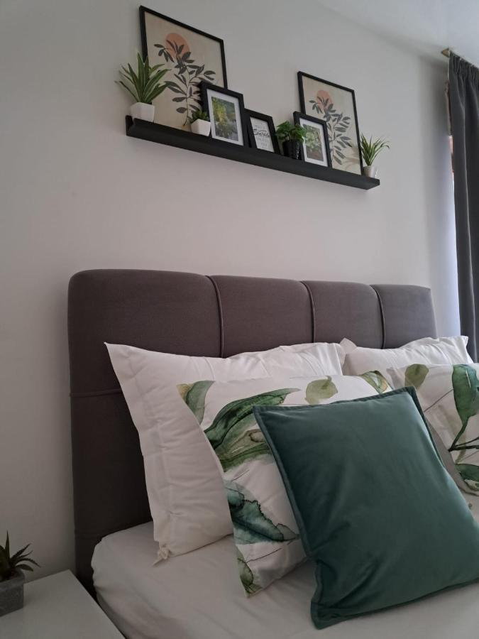 Ocean Apartman เยเซนิเซ ภายนอก รูปภาพ