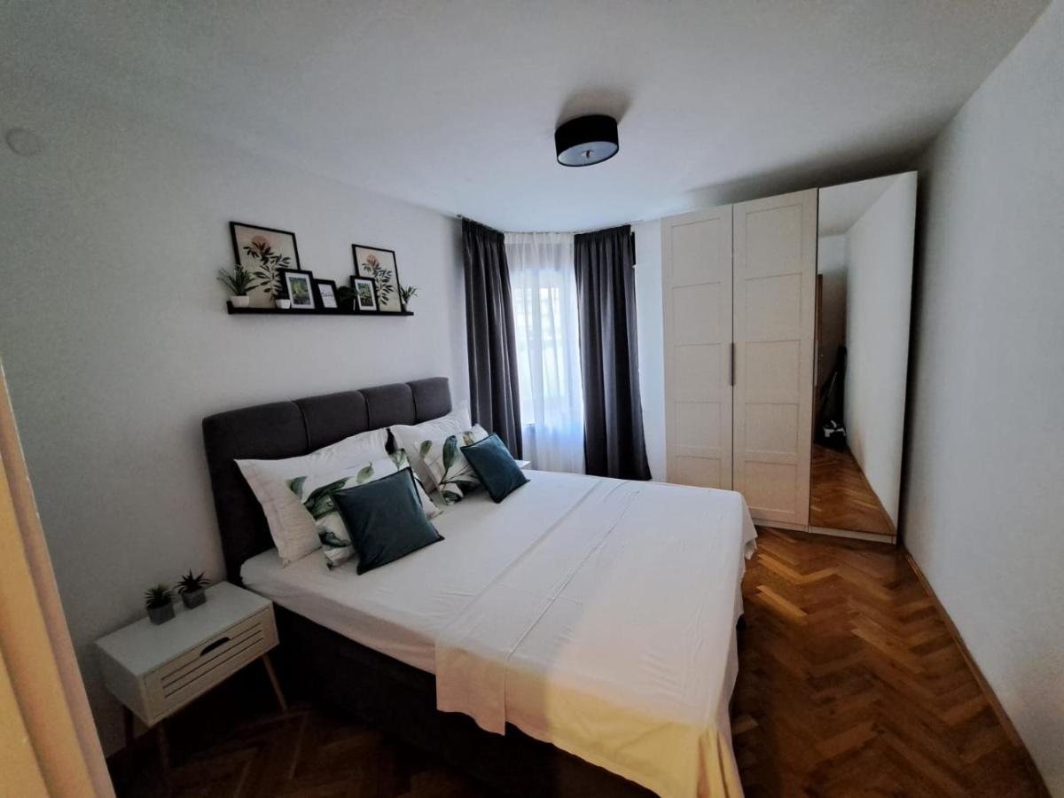 Ocean Apartman เยเซนิเซ ภายนอก รูปภาพ