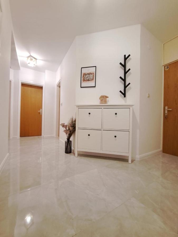 Ocean Apartman เยเซนิเซ ภายนอก รูปภาพ